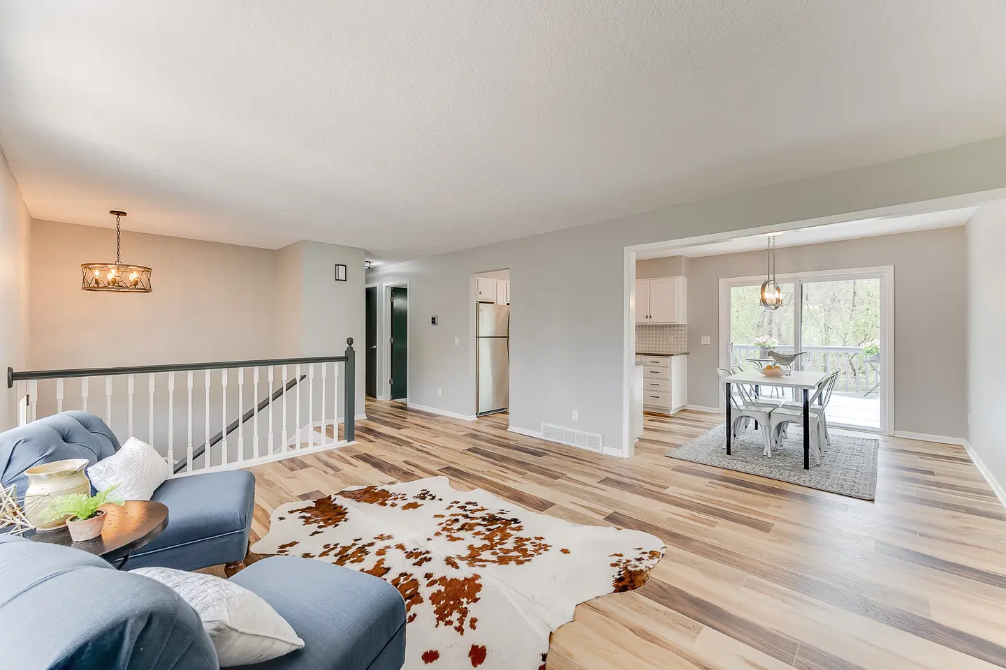 Huntington Hickory view 4